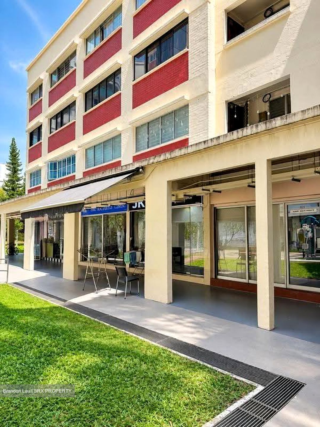 Jurong West Avenue 1 (D22), Shop House #638101231